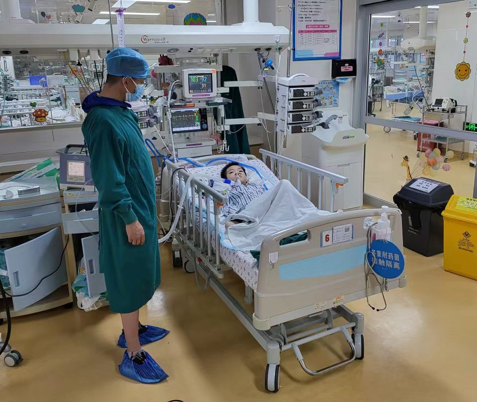 逊克县跨省救护车出租公司