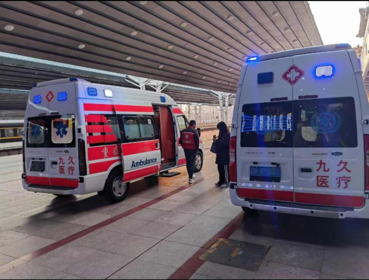 逊克县救护车长途转运